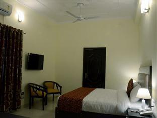 Chitra Grand Hotel Haridwār Buitenkant foto