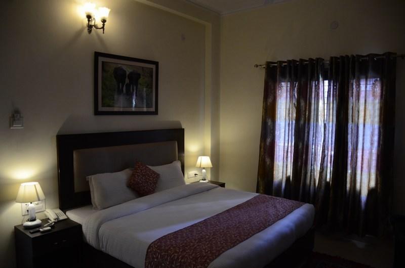 Chitra Grand Hotel Haridwār Buitenkant foto