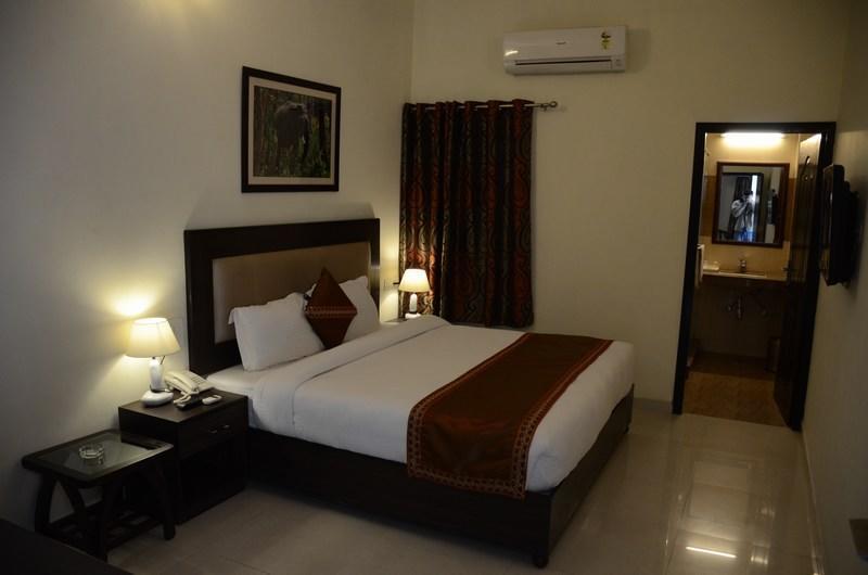 Chitra Grand Hotel Haridwār Buitenkant foto